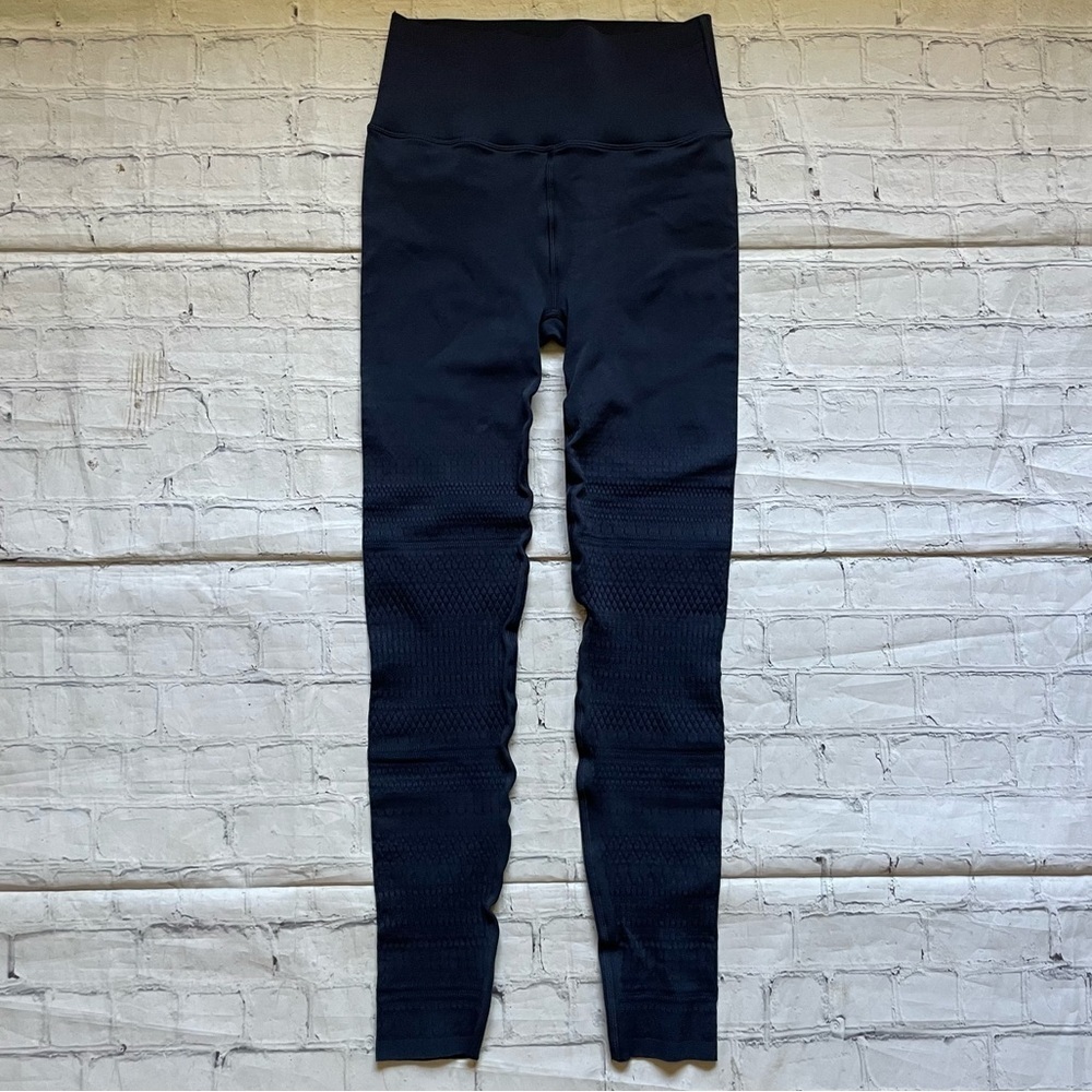 Fabletics Dark Blue Sculptknit 7/8 Legggings - Picture 2 of 5